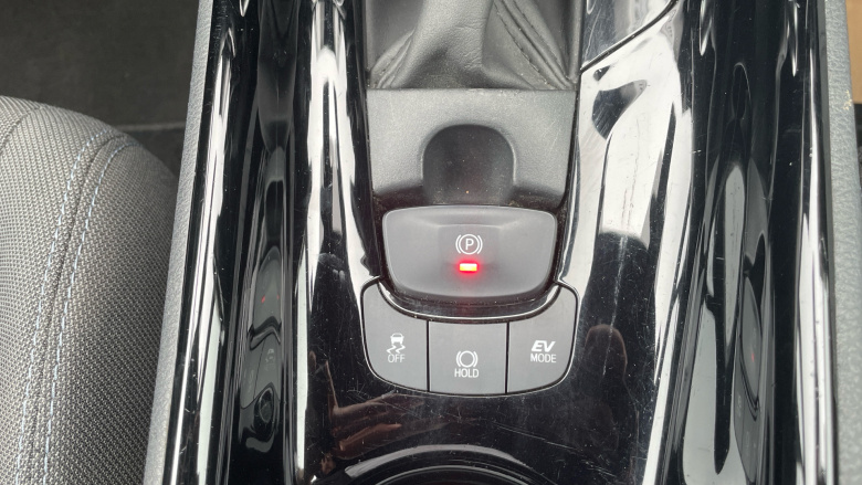 Toyota C-HR 1.8 Hybrid Design 5dr CVT Hybrid Hatchback